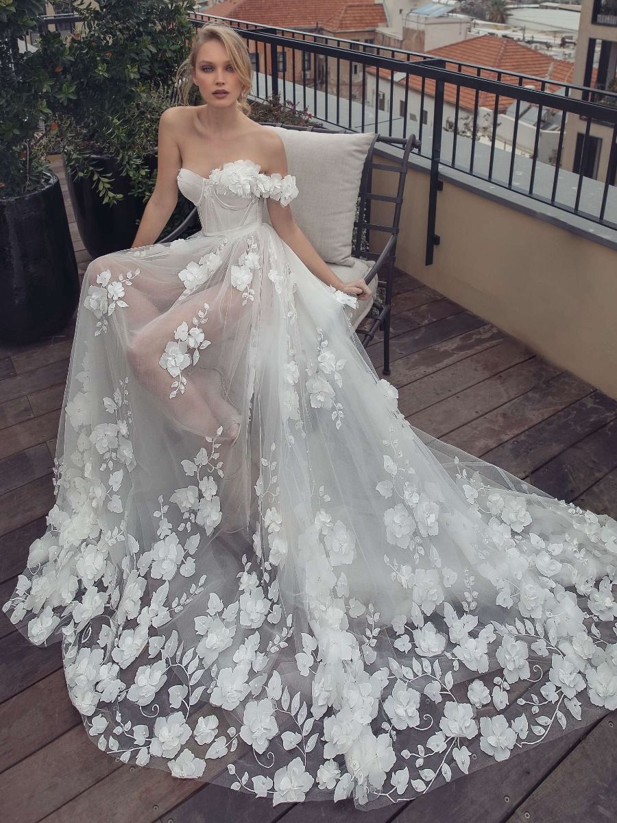 Áo cưới 3D Bướm trắng Ngà Bóng - Lunss